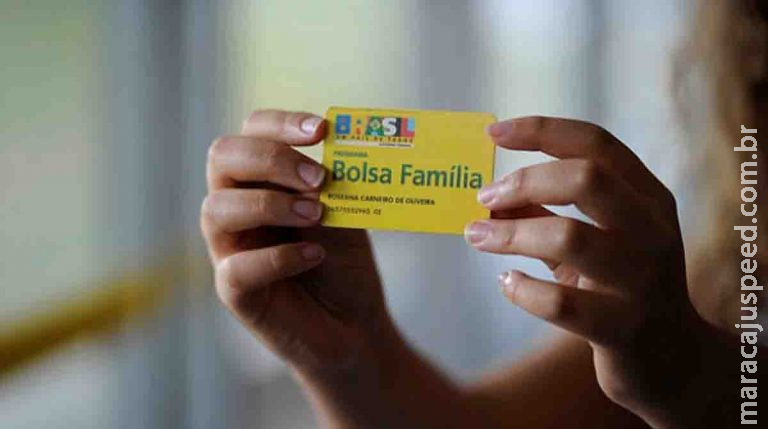 Governo federal descarta volta do 13º para quem recebe Bolsa Família