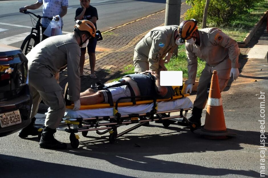 Motociclista fica ferido após ser atingido por carro em rotatória em Chapadão do Sul