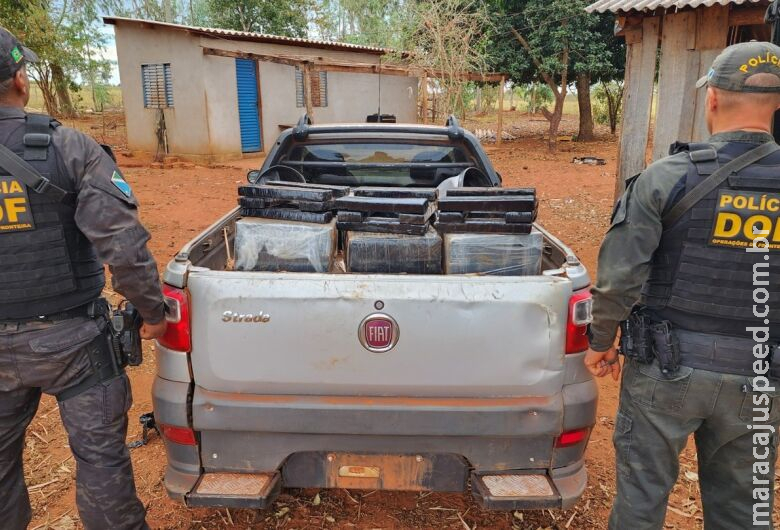 Traficante foge abandonando veículo com mais de 600kg de maconha