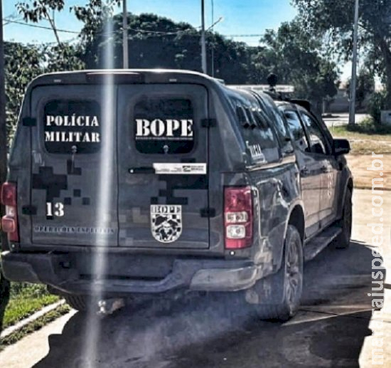 Jovem é presa pelo BOPE com mais de 12 kg de Skank em Caarapó