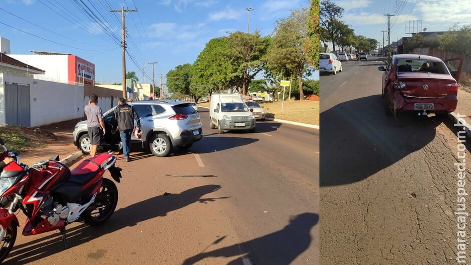 Acidente entre carros deixa motorista ferida na Avenida Gunter Hans