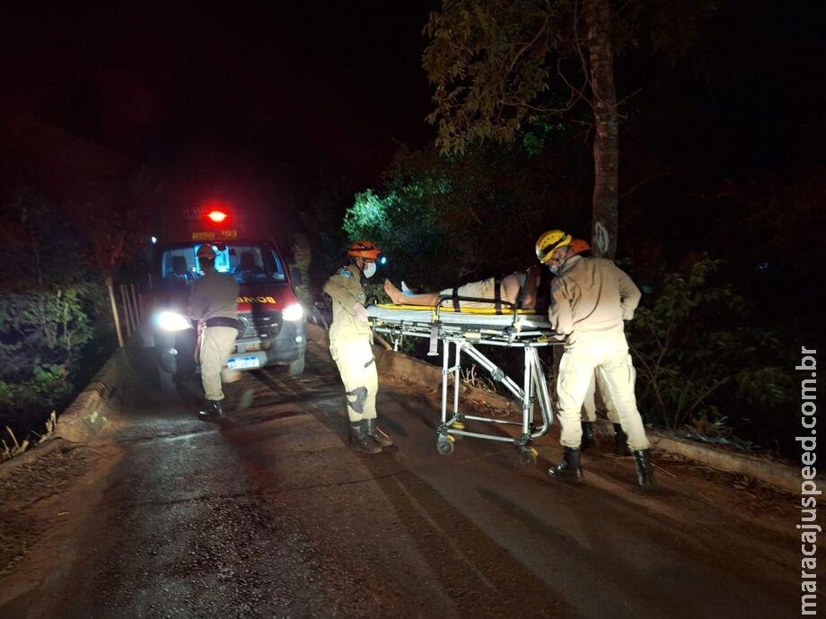 Ciclista despenca de ponte de 8 metros após ser atingido por carro em Anastácio