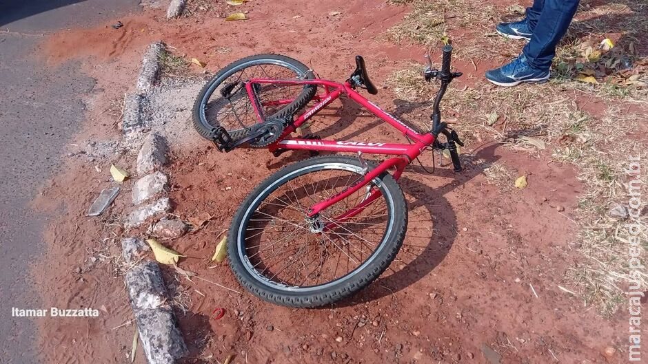 Ciclista fica ferido ao ser atingido por porta de carro em Ladário