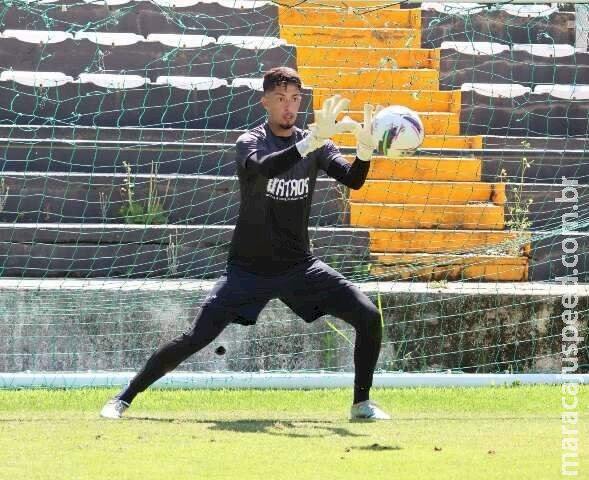 Aos 21 anos, goleiro de MS assina com clube de Portugal