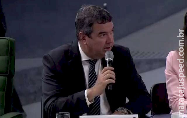 Avançar é uma necessidade do Brasil, diz Riedel sobre terras indígenas