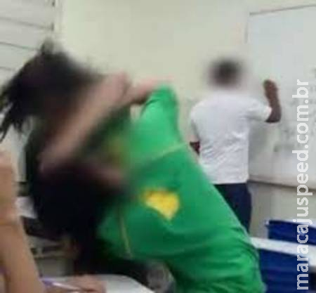 Dois alunos se envolvem em briga dentro da Escola Olinda Brito e são encaminhados à delegacia