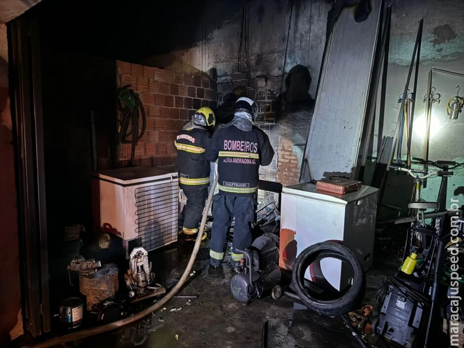 Pane elétrica causa incêndio e mobiliza bombeiros em oficina de eletrodomésticos em Nova Andradina