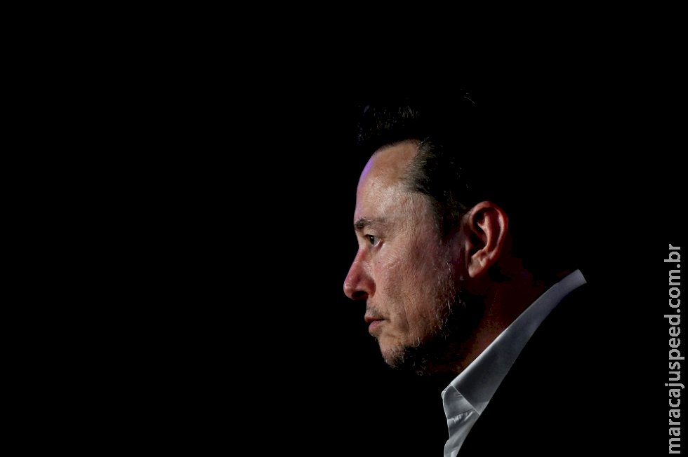 Musk paga multa de R$ 18,35 milhões e Moraes determina desbloqueio de contas da Starlink