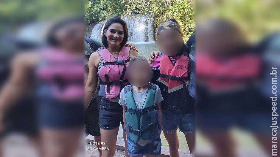 Antes de morrer, mãe postou que não tinha medo de partir, mas sim de deixar filhas sozinhas