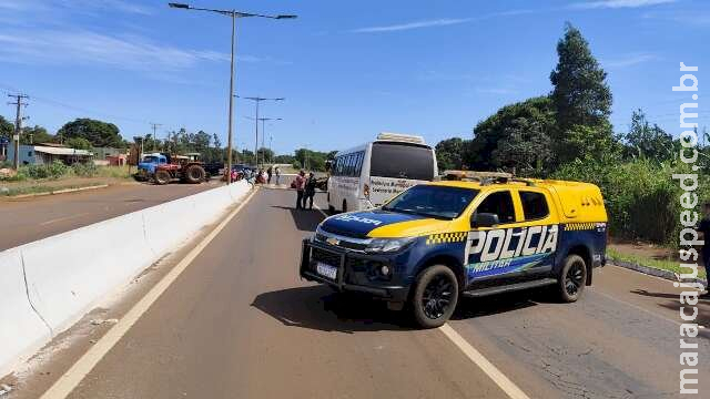 Itaporã: Bloqueio em rodovia completa 24 horas sem negociação