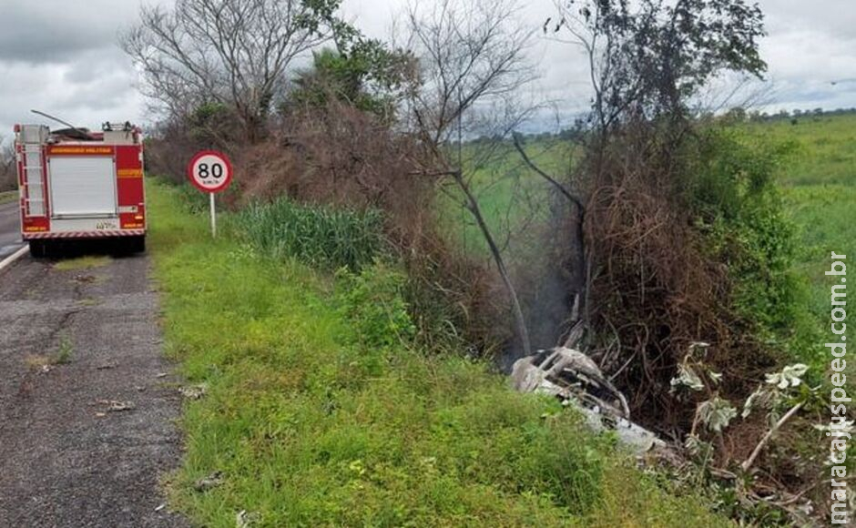 Caminhonete com família cai em barranco e criança de 8 anos morre entre Miranda e Corumbá