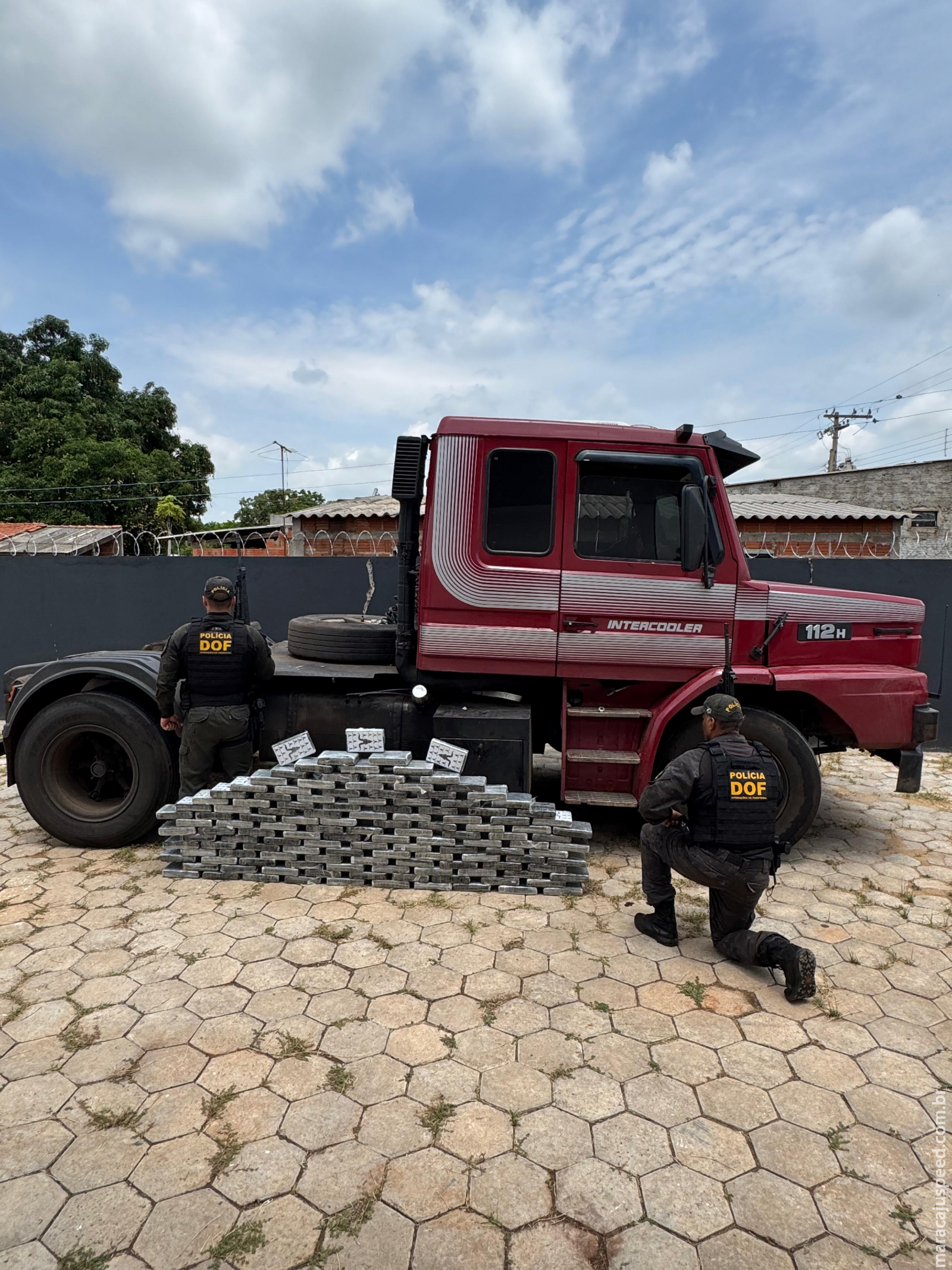 DOF apreende quase 150 quilos de cocaína em carreta que seguia para São Paulo 