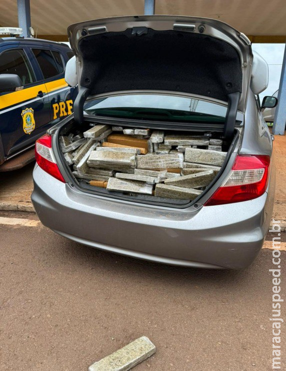 Homem é preso com 936 Kg de maconha