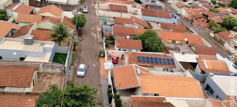 Vídeo mostra motorista fugindo da polícia em perseguição com helicóptero no Aero Rancho