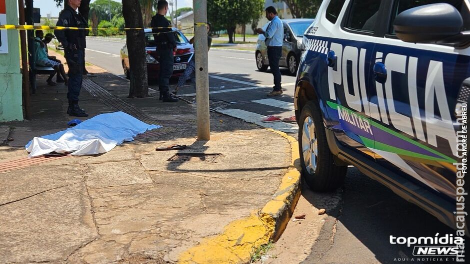 Homem é esfaqueado e morre na Avenida Costa e Silva