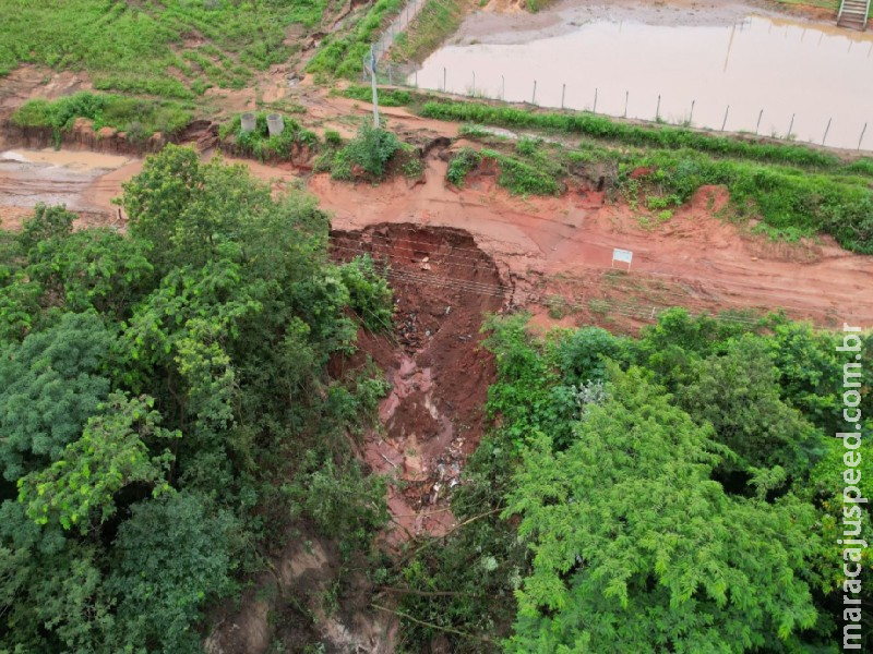 Temporal destrói parte da cidade e prefeita de Sonora decreta emergência