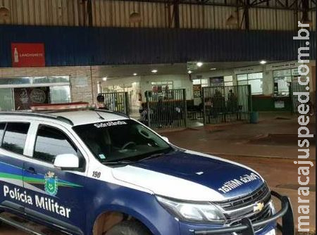 Homem é preso por agarrar nas partes íntimas de outro passageiro dentro de ônibus em Sidrolândia