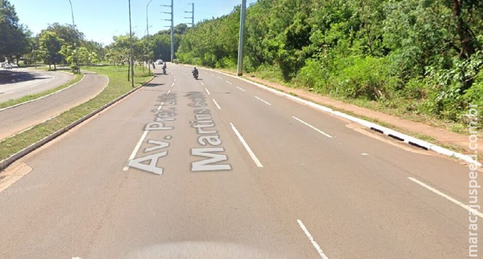 Motociclista é socorrido em estado grave ao cair em quebra-molas na Lúdio Martins Coelho