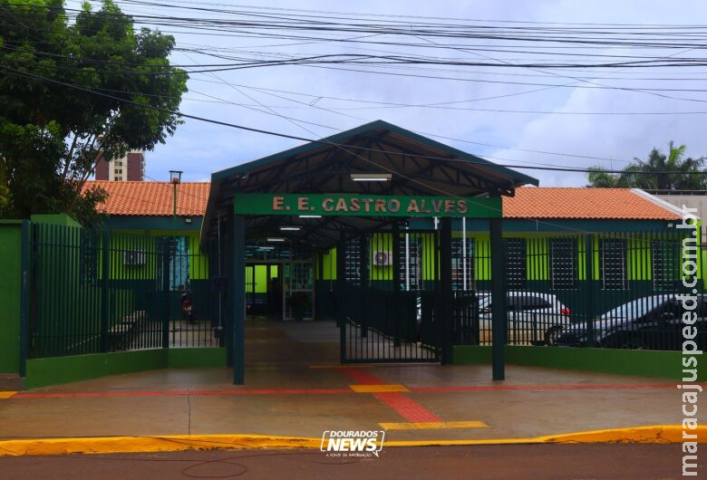 MS regulamenta uso de celulares nas escolas da Rede Estadual; veja como vai funcionar