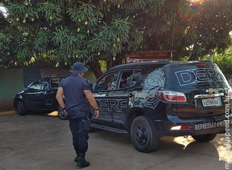 Homem que furtou arma de policial e já cometeu estupro de vulnerável é preso pela Derf